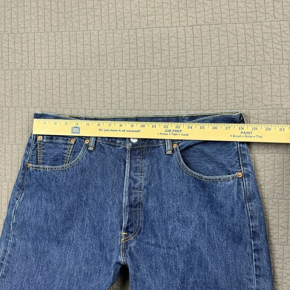 Levis 501 Jeans Men 38x30 (36x30) Blue Medium Wash Button Fly Straight Leg Denim